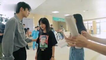 娱乐吃瓜小贼,吃瓜小贼带你探秘明星幕后故事